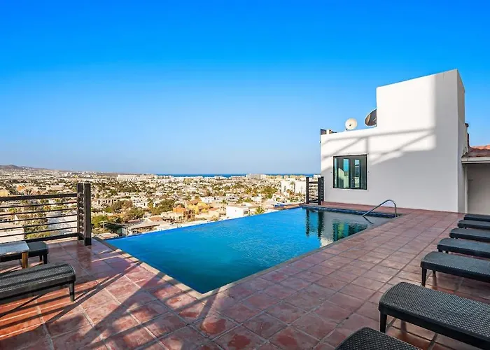 Ferienhaus Morgan Residences 603 At Boutique With Pool, Gym & Cabo San Lucas